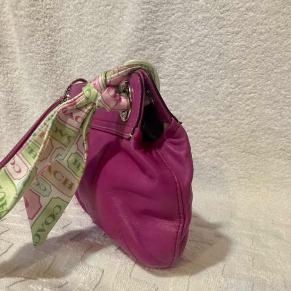 LIKE NEW‼️COACH F13555 KYRA LEATHER CLUTCH WITH MINI SCARF - Picture 7 of 10